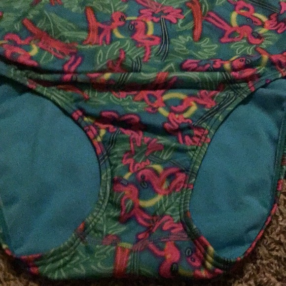 Bathing suit - Picture 4 of 4